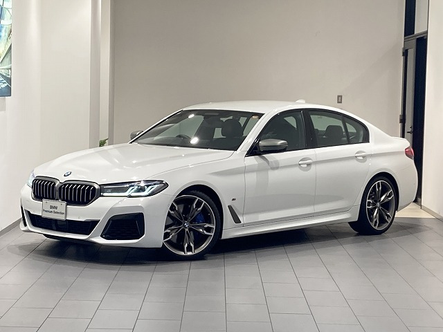 5シリーズセダン M550i xドライブ 4WD 