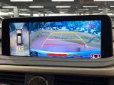 【パノラミックビューモニター】専用のカメラにより、上から見下ろしたような視点で360度クルマの周囲を確認することができます☆死角部分も確認しやすく、狭い場所での切り返しや駐車もスムーズに行えます。