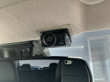 日産オリジナルドライブレコーダーです。車室内カメラによる車内および車側面の撮影記録が駐車時の安心をたかめます。