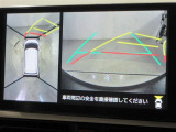 パノラミックビューモニター付きです。車両を上から見たような映像をディスプレイオーディオ画面に表示。運転席からの目視だけでは見にくい、車両周辺の状況をリアルタイムでしっかり確認できます。