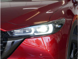 【LEDヘッドライト】省電力で長寿命の明るく運転しやすいLEDヘッドランプです。明るく照らすので暗い夜道からお客様を守ってくれます。お近くの広島マツダまでお越しください。
