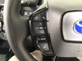 ステアリングリモコンは、運転中でも簡単に音量調整やチャンネル変更もできます!わき見運転防止にもつながるので安心です♪