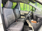 もちろん車内はキレイです♪よりクリーンな状態をキープしたいお客様には『ナノゾーンコート』がおすすめ!新型コロナウイルス対策や、除菌・消臭に効果を発揮し多くの方にご好評いただいております。