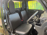 ドライバーによって運転しやすいポジションは異なり、あの車はどうなのか不安なこともありますよね。気になるお車は店頭で乗り込んでご確認いただけます♪