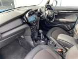 ◆LIBERALAは、輸入車選びの新たなスタイルを提案するインポート・セレクト・ブランドです。オーナー様となる方がクルマから直接感じる感性を第一にした、最良の一台との出会いをコーディネートいたします。