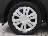 ホイールキャップ付き。155/65R14