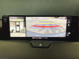 360&deg;ビューモニターでは前後左右4つのカメラ映像をさまざまな走行状況に応じて切り替えてセンターディスプレイに表示することで、駐車時や狭い道でのすれ違い時、見通しの悪い交差点進入時でも安心感を高めます