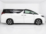 両側パワースライドドア搭載!!スマートキーからでもドア開閉が可能となり、手荷物一杯でも快適にお乗り頂けます!!さらにパワーバックドアも同時搭載しております!!スイッチ一つでドア開閉が可能となります!!