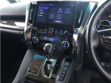 アルファード ハイブリッド 2.5 エグゼクティブ ラウンジ S E-Four 4WD (三眼ヘッド...