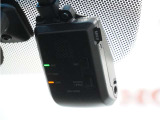 ◆ドライブレコーダー◆映像・音声などを記録する自動車用の装置です。 もしもの事故の際の記録はもちろん、旅行の際の思い出としてドライブの映像を楽しむことができます。