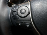 ハンドルから手を放さずに操作出来ますので、安全運転にもつながりますね