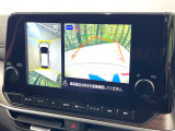 【アラウンドビューモニター】専用のカメラにより、上から見下ろしたような視点で360度クルマの周囲を確認することができます☆死角部分も確認しやすく、狭い場所での切り返しや駐車もスムーズに行えます。