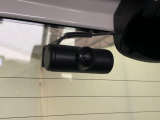 後方用のカメラも備えてあるので『あおり運転』にも対応ができて安心です。ドライブレコーダーは必需品ですね。使うことの無い事が良いのですが・・・(※SDカードは別売りとなります)