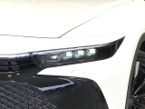 【四眼LEDヘッドライト】スタイリッシュな見た目の四眼LEDヘッドライトを装備♪スタイルだけでなく、夜間の走行も視界良好で安心してお乗りいただけます。