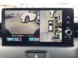 フロントカメラ装備です。運転席から見づらいバンパー下部を映します。
