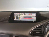 【360&deg;ビューモニター】駐車が苦手な方も、これがあれば安心です!狭い駐車場や花壇などがあって心配な駐車シーンでも、死角がなく安全が確保できます♪