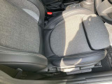 運転席にもシートヒーター装備されております