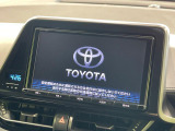 【純正9インチナビ】人気の純正ナビを装備しております。ナビの使いやすさはもちろん、オーディオ機能も充実!キャンプや旅行はもちろん、通勤や買い物など普段のドライブも楽しくなるはず♪