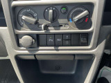 2WD/4WDの切替がこちらから可能です♪