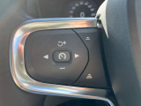 【全車速対応アダプティブクルーズコントロール】ミリ波レーダー+ステレオカメラ+赤外線により前方車輌を認識し、速度や車間距離を維持・調整。高速道路走行時や渋滞時にドライバーの負担を大幅に軽減します。
