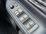 店舗にて現車の確認もいただけますので、お電話で在庫のご確認の上是非ご来店くださいませ。