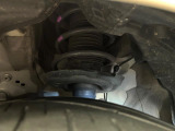 お車を安心してお乗りいただく為には、足回りの定期点検が欠かせません。サービスサポート(有償保証)では無料点検もご提供しており、安心のカーライフをお過ごしいただけるサポート体制が整っています。