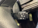 【レーダークルーズコントロール】高速道路での長距離走行が楽に!!自動で速度を保つクルーズコントロールが、衝突軽減システムと連携し、前方の車両を感知して車間を保つように速度調節してくれます!!