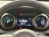 視認性の良いメ-タ-を採用しており、快適なドライブをサポ-トします♪