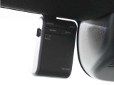 ◆ドライブレコーダー◆映像・音声などを記録する自動車用の装置です。 もしもの事故の際の記録はもちろん、旅行の際の思い出としてドライブの映像を楽しむことができます。