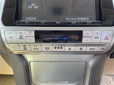 【エアコン】『エアコン装備』の画像になります。暑い夏でも寒い冬でも、車内に快適な空気を届けるので、いつでも快適な車内空間を創り上げます!