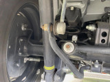 お車を安心してお乗りいただく為には、足回りの定期点検が欠かせません。サービスサポート(有償保証)では無料点検もご提供しており、安心のカーライフをお過ごしいただけるサポート体制が整っています。