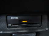 ETC2.0 高速道路を利用する際、ノンストップで料金所を通過できます。別途セットアップ料金がかかります