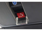 「Honda CONNECT」で緊急時にオペレーターのサポートを受けたり、スマートフォンでクルマのエアコンをONにできたりと『つながる』サービスが受けられます。※別途、登録必要。