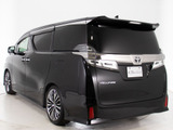 ★展示前点検実施★特殊な機材も用いて、全車点検を実施しております!