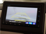 ◆バックカメラ◆リバースにするだけで映ります、後方の安全確認や、狭い駐車場での車庫入れ、雨の日や夜間など視界の悪い時に便利です!安全にバックする為には欠かせない装備です。