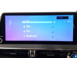 Bluetoothでスマートフォンに接続すると、音楽を聴くことができます♪もちろんフルセグTVやFM/AMラジオもお聞きいただけますよ♪