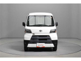 当店は全車『ロングラン保証』付!(1年間、距離無制限 HV車はHV保証付) 別途延長保証もご用意しております♪ ぜひ現車を確認にご来店ください