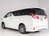 ★展示前点検実施★特殊な機材も用いて、全車点検を実施しております!