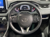 【ステアリングスイッチ】運転中、前方から目線をそらすことなく、オーディオ等の操作が可能な便利機能!安心&快適なドライブを演出してくれます♪