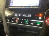 フロント両席にはシートヒーターが付いています!寒い日に便利な装備ですね。
