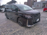 広々とした車内空間に優れた燃費性能。更にデザインも上質で人気のお車です!