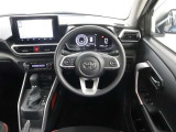 見通しのよいすっきりとした視界で、誰でも運転しやすいです。運転のしやすさは疲れにくさにも繋がりますよ♪
