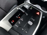 BMWライフをさらに素晴らしいものにするために、BMWカードもご用意しております。ご利用金額1,000円ごとに1ポイントたまります。BMW正規ディーラーでのご利用につきましてはポイントが2倍になります。