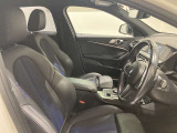 点検整備時に交換が必要な項目(BMW認定指定交換指定部品など)に関しましては、すべて新品の純正部品を使用させていただきます。※点検項目にはBMWコンピューター診断も含まれます。