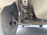 お車を安心してお乗りいただく為には、足回りの定期点検が欠かせません。サービスサポート(有償保証)では無料点検もご提供しており、安心のカーライフをお過ごしいただけるサポート体制が整っています。