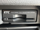 【ETC】高速道路の料金所をストレスなく通過!話題のスポットやサービスエリアに多い「スマートIC」利用時は必須のアイテムです。当店でセットアップを実施、ご納車当日からすぐにご利用いただけます!