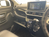 【 オートエアコン 】車内温度を感知して自動で温度調整をしてくれるのでいつでも快適な車内空間を創り上げます!