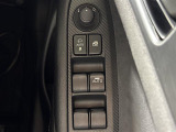 【パワーウインドウ】運転席のスイッチで、各席の窓ガラスの開閉ができます!あると便利ですよね!