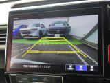 ◆◆バックカメラの画像です。ガイドラインがスムースな車庫入れをサポートいたします!車庫入れの安心感がアップしますね☆