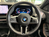 ☆ お車は内外装とも常駐している専門業者が自拠点にて丁寧に仕上げさせて頂きご納車させて頂きます。ご納車前の整備から最終の内外装仕上げやイノベクションコーティングまで、自拠点内ですべて仕上がります。